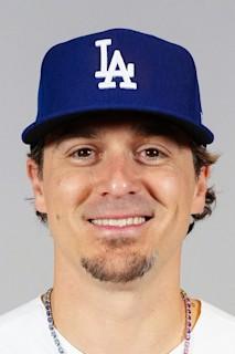 Enrique Hernández headshot