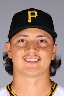 Rafael Flores headshot